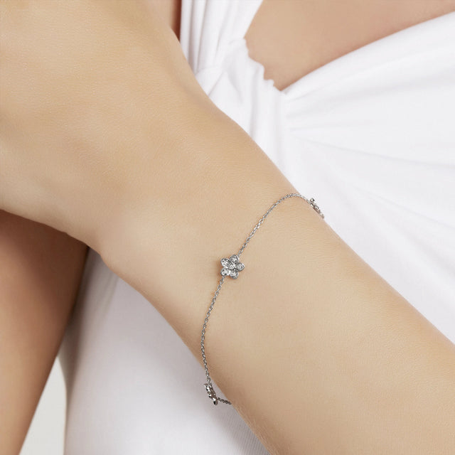 Wild Flower Petite Pavé Diamond Bracelet